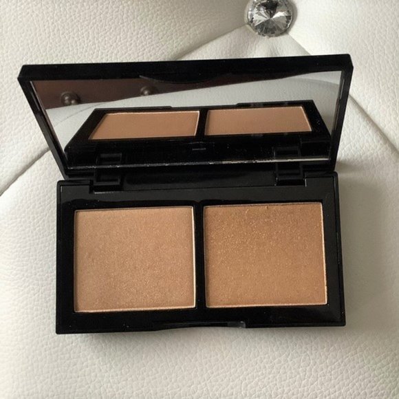 NIB Laura Geller Heart Of Gold Hi-Def Illuminator Highlighter Duo - Picture 4 of 6